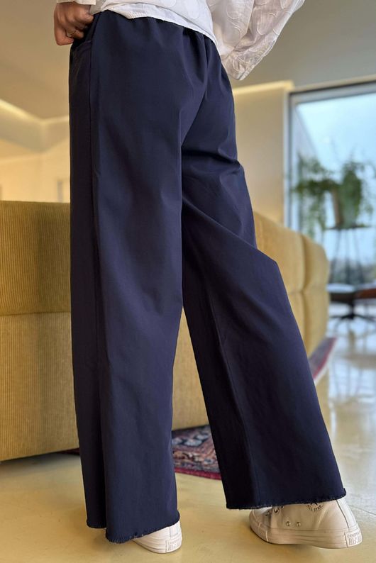 Luxury Raw Kick Magic Trouser Navy